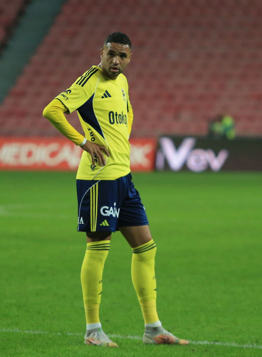 Nihat Kahveci'den Fenerbahçeli yıldıza eleştiri yağmuru: Dokunulmazlığı mı var? - Resim: 5