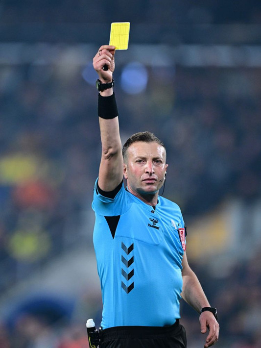 1-1'in ardından Skriniar-Sara pozisyonuna bir tek trio ekibi sarı kart dedi! Yasin Kol'a Caicedo-Merino örneği - Resim: 29