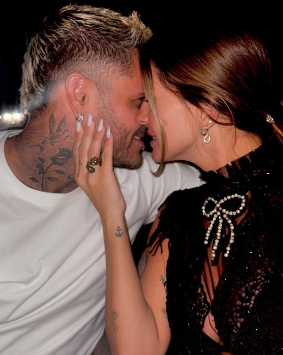Wanda Nara'nın foyası ortaya çıktı! Icardi'nin sevgilisi Suarez'in paylaşımı yalanı ortaya çıkardı - Resim: 4