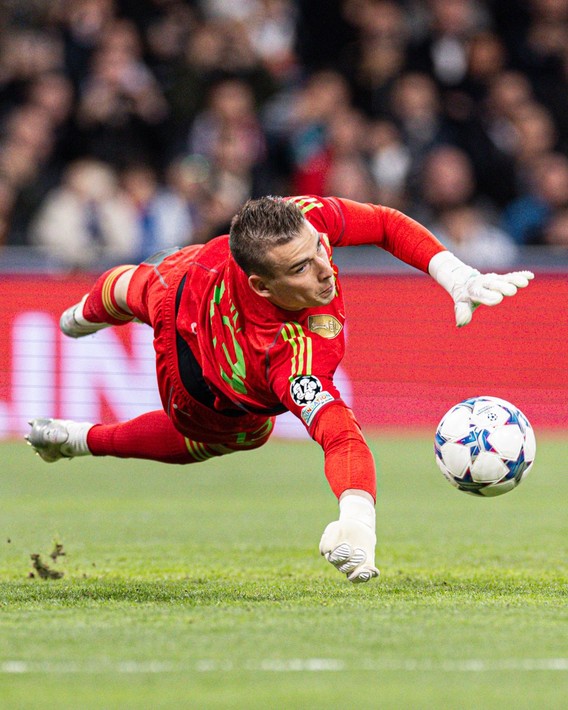 Okan Buruk Muslera sonrası kaleyi emanet edeceği ismi buldu! Şampiyonlar Ligi faktörü - Resim: 7