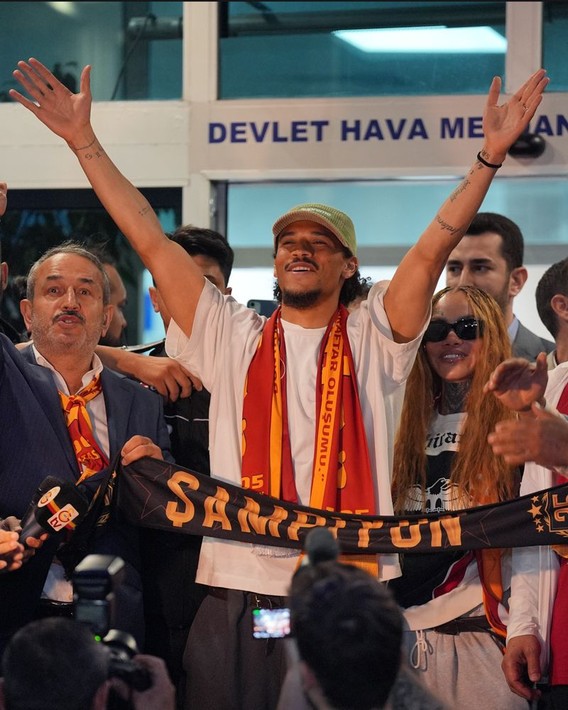 Leroy Sane Cengiz Ünder ve Diego Carlos'tan daha ucuza geldi: Nasıl yaptınız bu transferi helal olsun! - Resim: 8