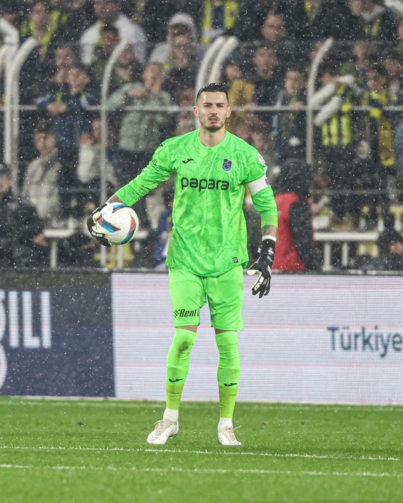 Dursun Özbek'ten Ali Koç'a bir Leroy Sane çalımı daha! Uğurcan Çakır Galatasaray'a - Resim: 5