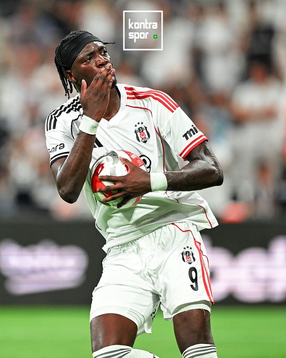 Beşiktaş tribünlerinden protesto ve Sergen Yalçın sesleri - Resim: 4