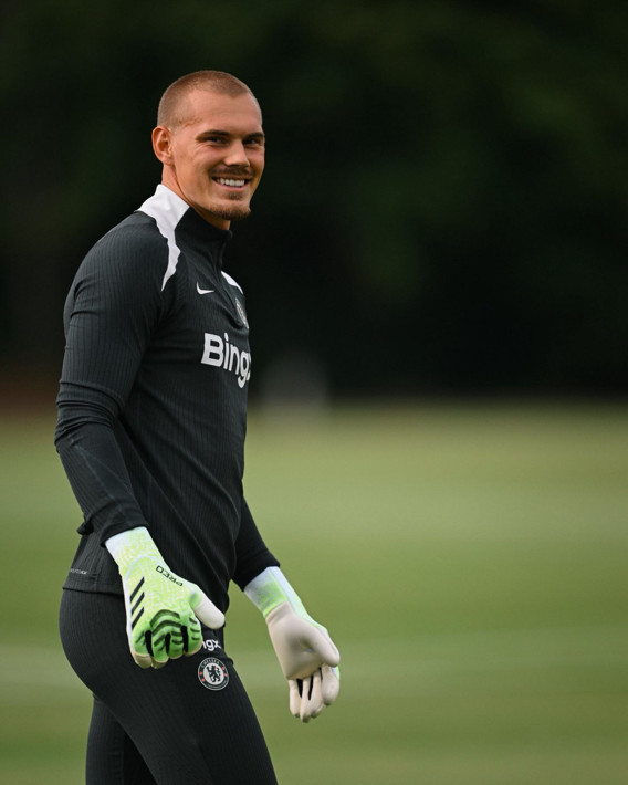 Okan Buruk'un listesinden 3 kaleci çıktı! Ederson ve Sommer haricinde bir sürpriz daha - Resim: 4