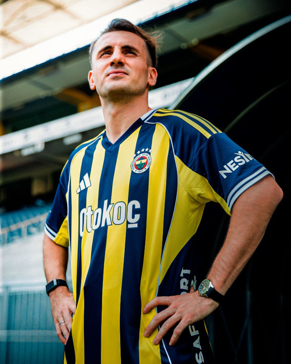 Ali Koç'a 9 transfer yetmedi! Devin Özek İngiltere'ye gitti - Resim: 2