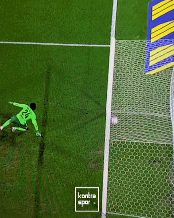 Nihat Kahveci'den hakem yorumu: Kırmızı kart doğruydu, iptal edilen gol ve çizgiyi geçen top... - Resim: 3