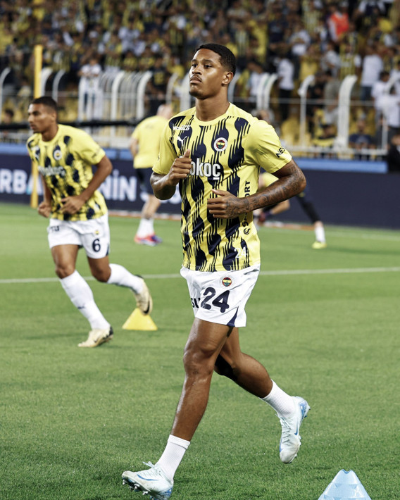 Sadettin Saran Muhammed bin Selman'la görüşmelere başladı! Fenerbahçe'den Premier Lig'e gidiyor - Resim: 3