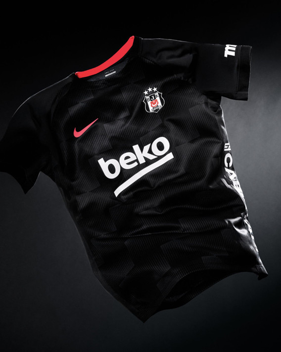 Beşiktaş'ın 2026/2027 sezonu formaları ortaya çıktı! - Resim: 7