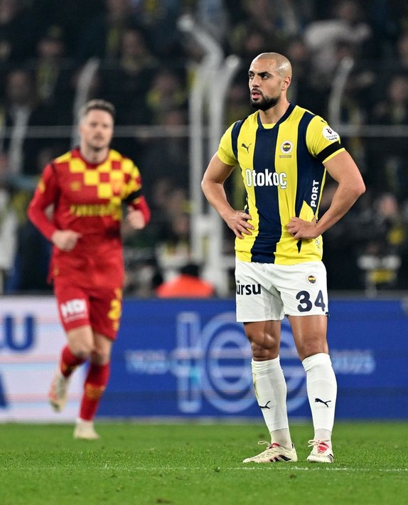 Jose Mourinho En Nesyri'nin isyanını görünce şaşırdı: Ben Talisca ile oynamak istemiyorum - Resim: 5