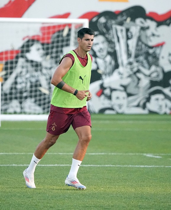 Galatasaray'dan ayrılmak istiyordu! İdmana çıktı - Resim: 4