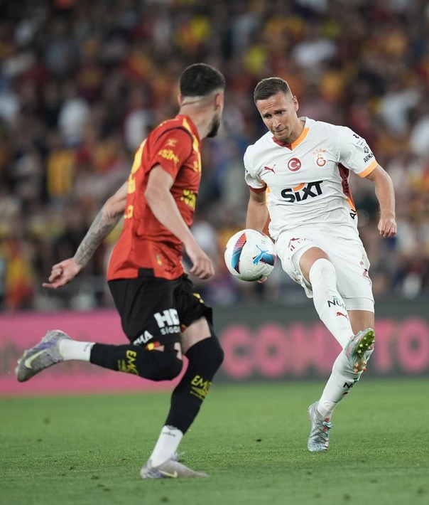 Frankowski ne Rennes'e gitti ne Lens'e! İşte yeni takımı - Resim: 4
