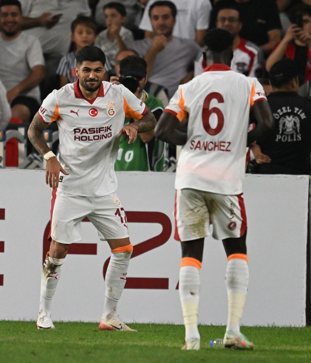 Dursun Özbek'le görüşen zammı kapıyor! Üç yıldızdan sonra bir oyuncuya daha iyileştirme - Resim: 6