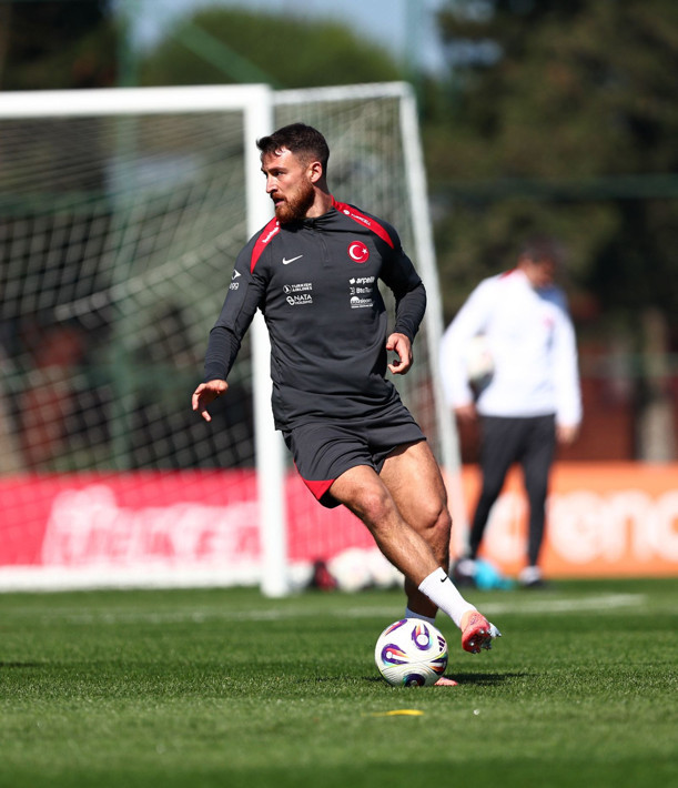 Yalçın'dan orta saha talebi! Adalı milli futbolcunun peşine düştü - Resim: 5