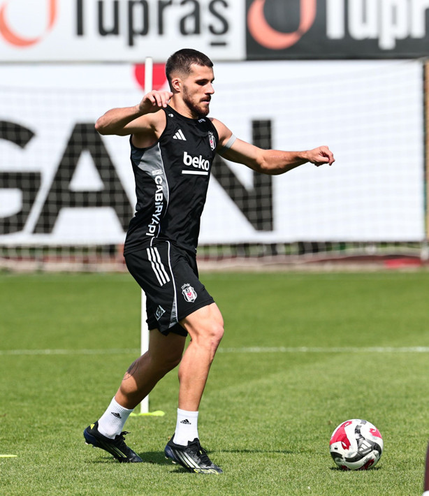 Nihat Kahveci, Beşiktaş maçı sonrası çıldırdı: Kasım ayını bile göremedi - Resim: 4