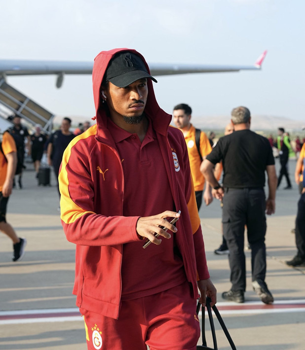 Leroy Sane Liverpool maçında oynamadı ortalık yıkıldı: İstemiyorsa bu onun kararı! - Resim: 5