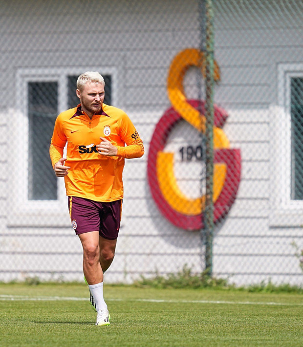 Frankowski ve Cuesta'dan sonra Victor Nelsson'a da güle güle! - Resim: 2