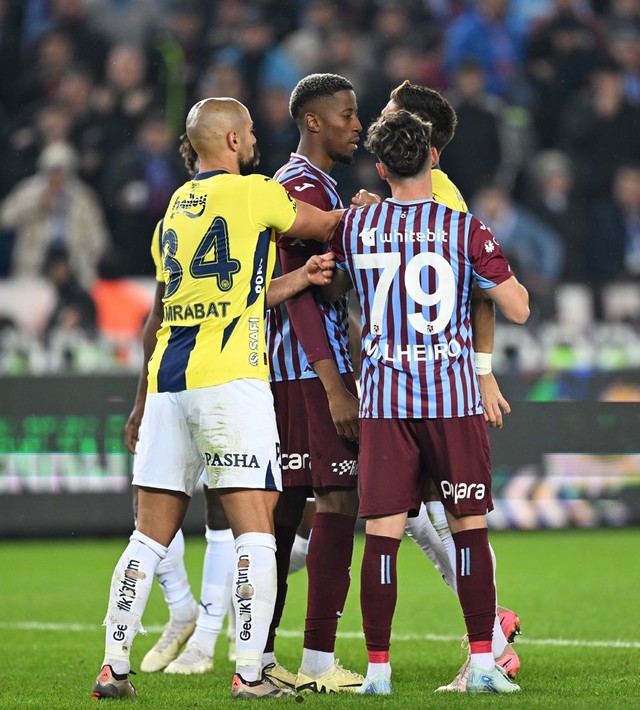 Devin Özek'ten Alex de Souza-Jay Jay Okocha karışımı top class transfer! 145 milyon euroluk imza - Resim: 3