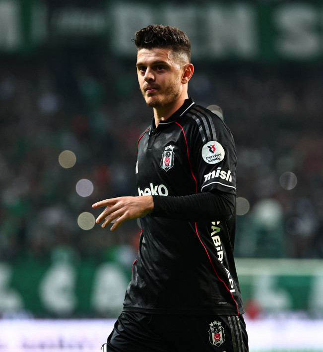 Ahmet Nur Çebi Okan Buruk'un elinden kapmıştı! Sergen Yalçın satış listesine koydu - Resim: 5