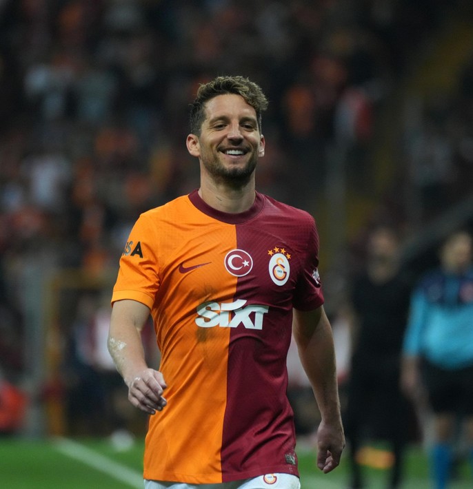 Süper Lig'in en iyi 11'i belli oldu - Resim: 10