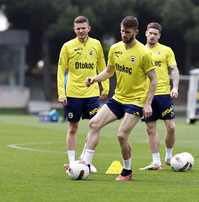 Fenerbahçeli futbolculardan söz: 5 maçımızı da kazanacağız - Resim: 3