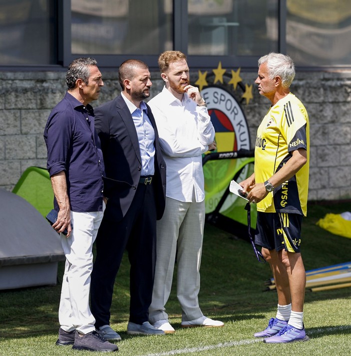 Mourinho kampın ilk fırçasını yıldız futbolcuya attı: 10 kilo vermeden gelirsen seni kadro dışı bırakırım - Resim: 7