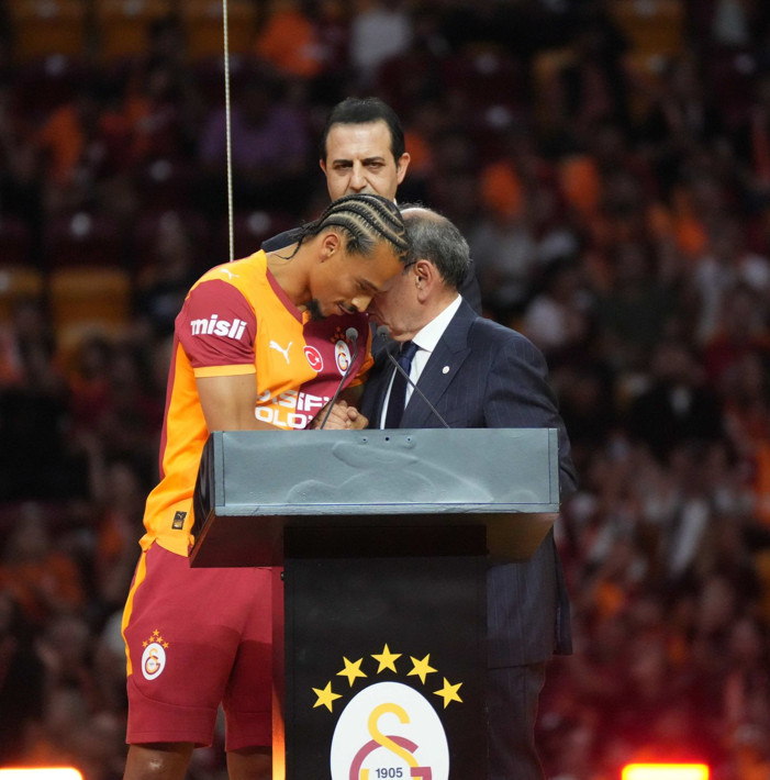 Leroy Sane Liverpool maçında oynamadı ortalık yıkıldı: İstemiyorsa bu onun kararı! - Resim: 1