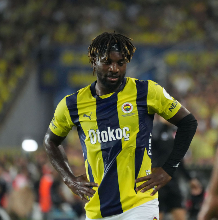 İcardi Fenerbahçeli yıldızın yanına gidiyor! Dursun Özbek'i tam 5 takım köşeye sıkıştırdı - Resim: 5