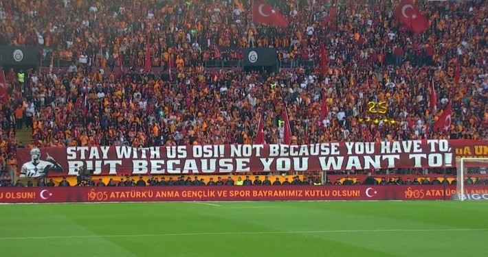 Galatasaray taraftarı Osimhen için tüm tuşlara basıyor! Tribünde özel misafir - Resim: 4
