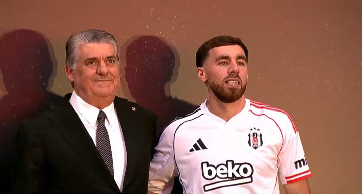 Orkun Kökçü'nün imza törenine damga vuran olay - Resim: 9