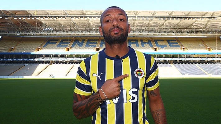 Fenerbahçe'de radikal karar! 13 futbolcunun bileti kesildi... - Resim: 10