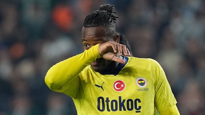 Fenerbahçe'de radikal karar! 13 futbolcunun bileti kesildi... - Resim: 14