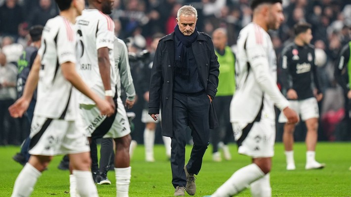 Ahmet Çakar'dan Beşiktaş-Fenerbahçe derbisi sonrası flaş Jose Mourinho sözleri! "Emekli bir memur gibi..." - Resim: 4