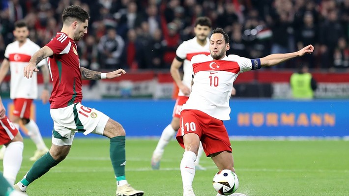 Macaristan Teknik Direktörü Rossi beraberliğe bile razı: Hemen kabul ederim! - Resim: 7
