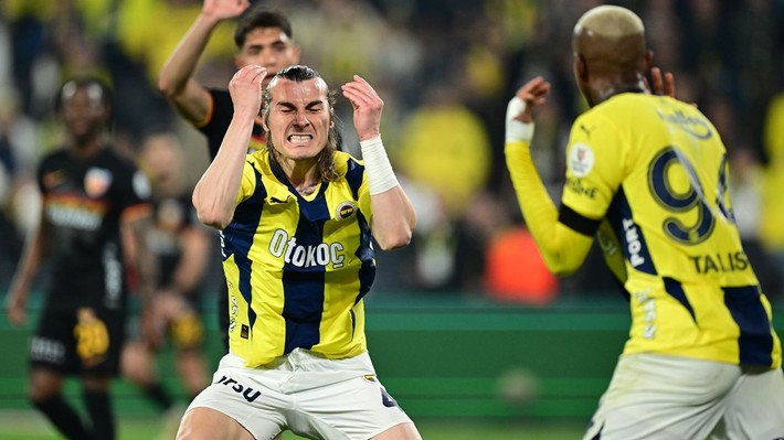 Fenerbahçe'de ayrılık depremi, Ali Koç 12 ismin gözünün yaşına bakmayacak - Resim: 10
