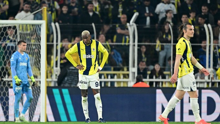 Fenerbahçe'de ayrılık depremi, Ali Koç 12 ismin gözünün yaşına bakmayacak - Resim: 2