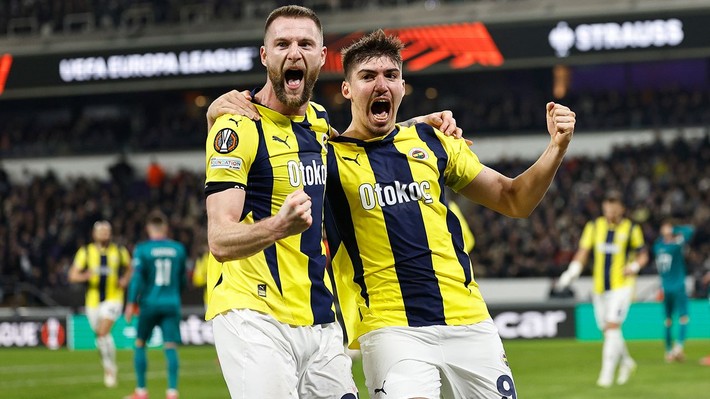 Acun Ilıcalı, Mourinho'nun prensini satıyor! İstanbul'daki transfer zirvesinde bonservis bile belli oldu - Resim: 5