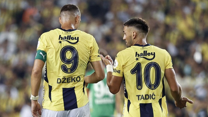 Fenerbahçe'de ayrılık kararı yıldızlara bildirildi: Gelecek yıl takım planında siz yoksunuz! - Resim: 5