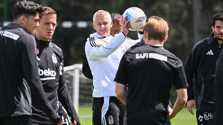Ole Gunnar Solskjaer Fenerbahçe derbisi öncesi BBC'ye konuştu: "Umarım bu Jose'nin kötü gecelerinden biri olur" - Resim: 2