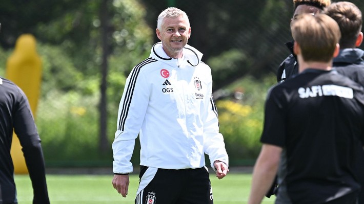 Ole Gunnar Solskjaer Fenerbahçe derbisi öncesi BBC'ye konuştu: "Umarım bu Jose'nin kötü gecelerinden biri olur" - Resim: 6