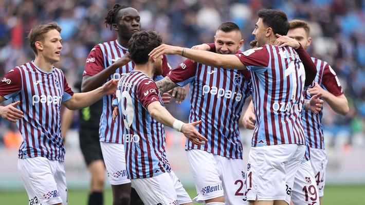Beşiktaş, Fenerbahçe, Galatasaray ve Trabzonspor! Son 10 yılın zirvesinde... - Resim: 9
