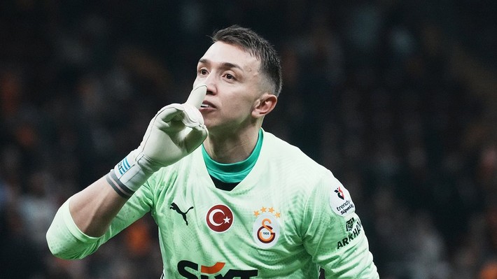 Galatasaray'da bir dönem sona erdi! Ayrılık için resmi açıklama: Kararını çoktan verdi - Resim: 6