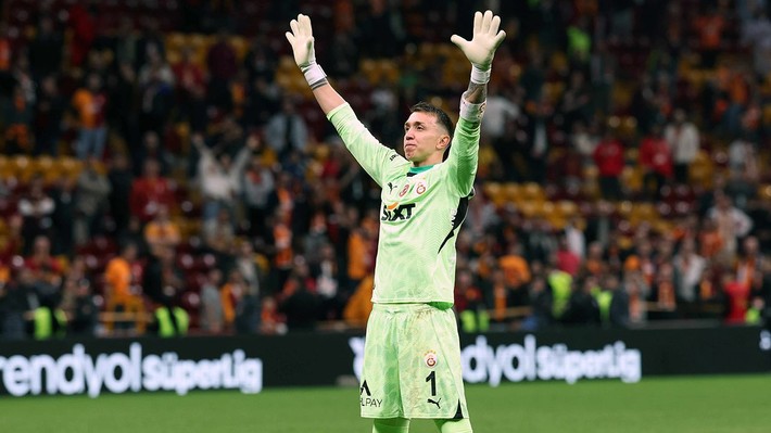 Galatasaray'da bir dönem sona erdi! Ayrılık için resmi açıklama: Kararını çoktan verdi - Resim: 7
