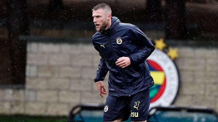 Dursun Özbek, Fenerbahçeli yıldıza rest çekti: Hangi yüzle bize geliyorsunuz? - Resim: 6