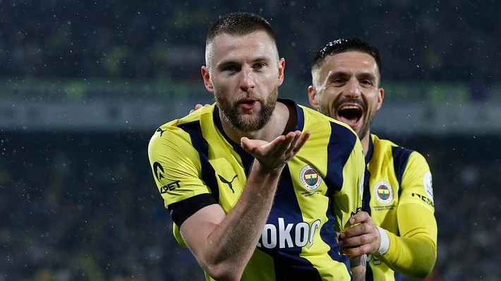 Dursun Özbek, Fenerbahçeli yıldıza rest çekti: Hangi yüzle bize geliyorsunuz? - Resim: 7