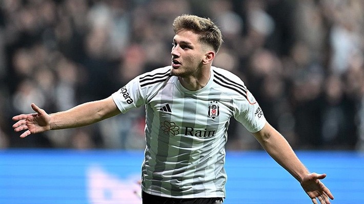 Serdal Adalı'nın 'Satmam' dediği yıldız isme Ada'dan talip çıktı! - Resim: 8