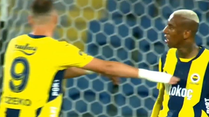 Tadic Talisca'nın üzerine yürüdü! Başakşehir'de gergin anlar - Resim: 9