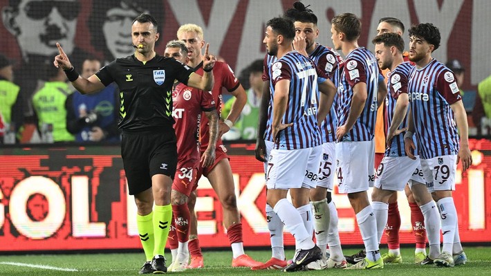 Penaltı mı ofsayt mı? BeIN Trio ekibi yorumladı - Resim: 1