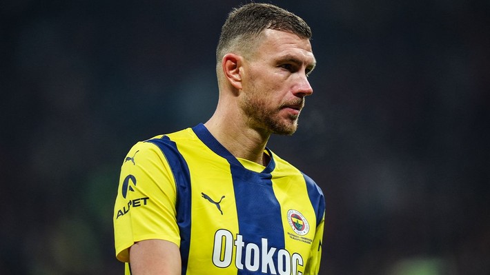 Fenerbahçe'de üç ayrılık bir transfer! Jose Mourinho eski öğrencisini istiyor - Resim: 2