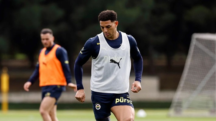 10 milyon euroya transfer oldu! Mourinho biletini kesti - Resim: 5