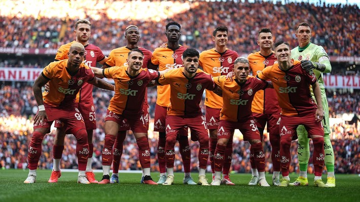 Galatasaray'da yıldız isme izin çıktı! "Gidebilirsin" - Resim: 1